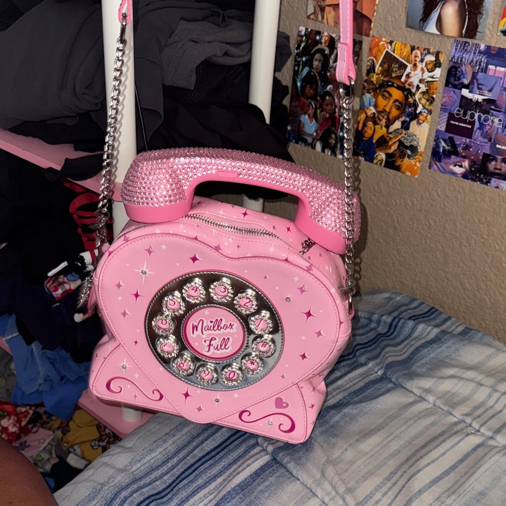 Pink Retro Telephone Handbag - Picture 4 of 4